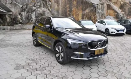 Volvo xc60 2.0 t8 plus awd híbrido  - preta - 2022/2023
