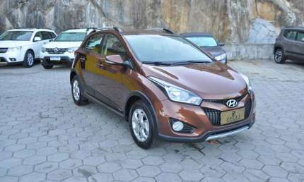 Hyundai hb20x style 1.6 at - marrom - 2013/2014