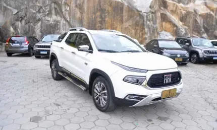 Fiat toro ranch 2.0 4x4 at9 - branca - 2021/2022
