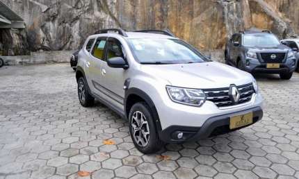 Renault duster iconic 1.6 at  - prata - 2023/2024
