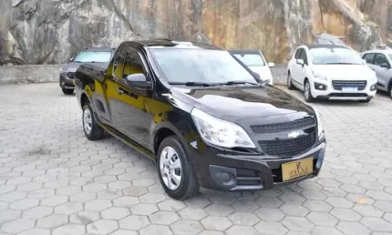 Chevrolet montana ls 1.4 mt  - preta - 2018/2019