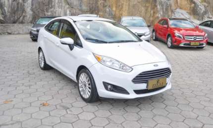 Ford new fiesta sedan titanium 1.6 at - branca - 2013/2014