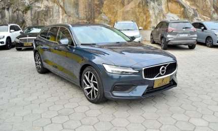 Volvo v60 2.0 t5 momentum at - azul - 2018/2019