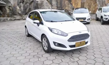 Ford new fiesta hatch sel 1.6 at  - branca - 2016/2017