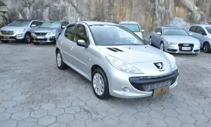 Peugeot 207 xs 1.6 at  - prata - 2009/2009