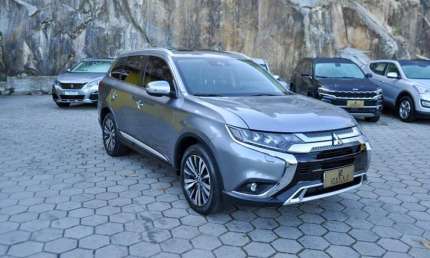 Mitsubishi outlander hpe-s 3.0 v6 4x4 at  - cinza - 2018/2019