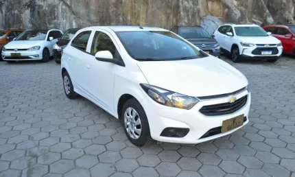 Chevrolet onix lt 1.0 mt  - branca - 2016/2017