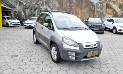Fiat idea adventure 1.8 mt - prata - 2013/2014