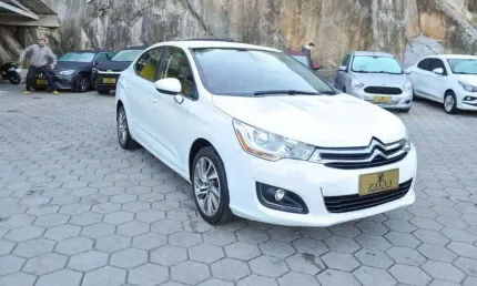 Citroën c4 lounge tendance 2.0 at - branca - 2014/2015