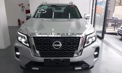 Nissan frontier 2.3 turbo diesel 4x4 cabine dupla 2025 