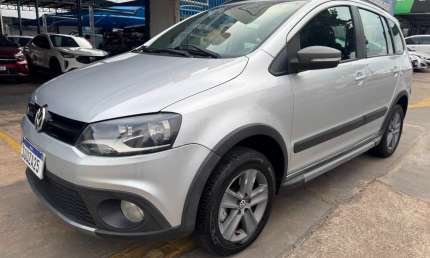 Vw crossfox 1.6 flex  automatica  2011/2012  completo revisado file pneus novos lacrada