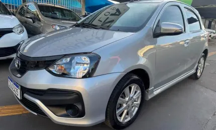 Toyota etios hatch  xs plus  1.5 flex automatico  2019/2020 completo revisado novissimo 