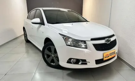 Chevrolet cruze lt hb 2014