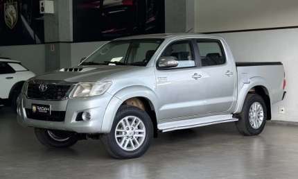 Toyota hilux cd srv d4-d 4x4 3.0 tdi diesel aut