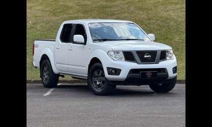 Nissan frontier s 4x4 2014