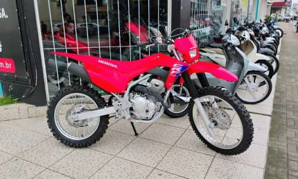 Honda crf 250f 2025 0km, aceito troca, cartão e financiamento