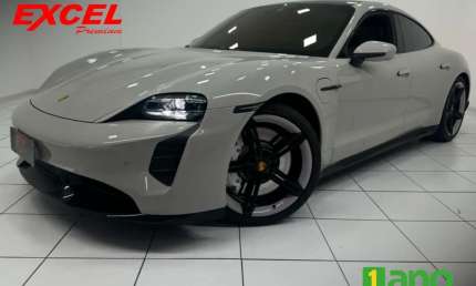 Porsche taycan turbo (elétrico) 2021