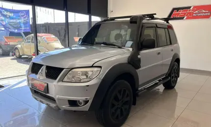 Mitsubishi pajero tr4 fl 2wd hp 2012