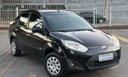 Ford fiesta rocam sedan 1.6 8v completo ano 2012 , carro impecável.