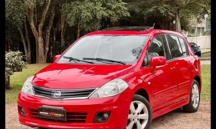 Nissan tiida 18sl flex 2013