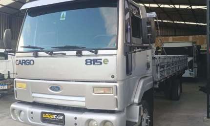 Ford cargo 815 e 2010
