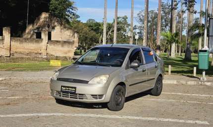 Ford fiesta sedan 1.0 8v flex 4p