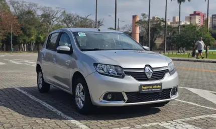 Renault sandero dynamique flex 1.6 16v 5p