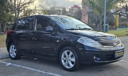 Nissan tiida sl 1.8/1.8 flex 16v aut.