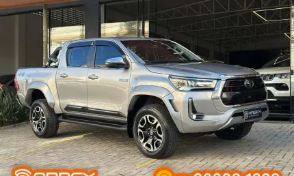 Toyota hilux cd srx plus 4x4 2.8 tdi die. aut. 2023/2024