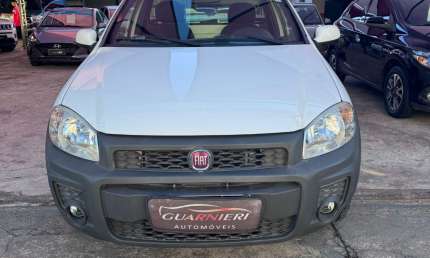 Strada super conservada, com manual e chave reserva, baixo km.
