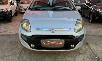 Excelente carro para quem procura conforto e economia, carro super conservado.