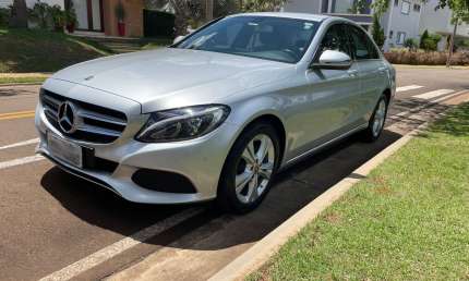 Vende-se mercedes-benz c 180
1.6 cgi flex avantgarde 9g-tronic