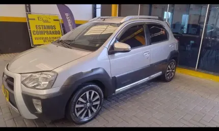 Toyota etios 1.5 cross flex 2016