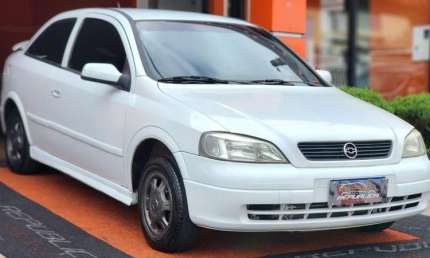  chevrolet astra gl 1.8 1999 – resistente, confortável e acessível! 