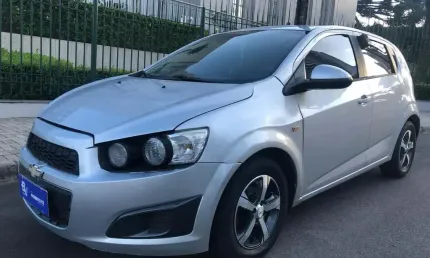 Chevrolet sonic lt hb at 2014