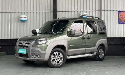 Fiat doblo adventure 1.8 8v 5p 2013
