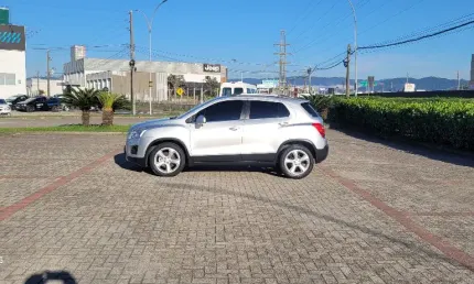 Tracker ltz top