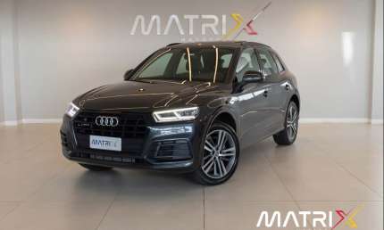 Audi q5 black 2.0 tfsi quattro s tronic