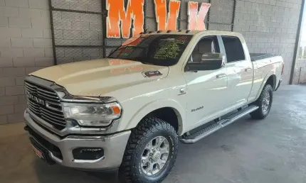 Ram 3500 laramie 6.7 cabine dupla 4x4 diesel 2022