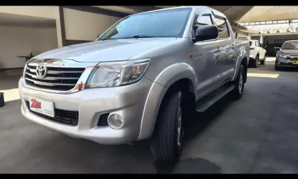Toyota hilux 2.7 cd sr 4x2 flex 2012-com gnv