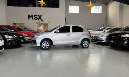 Toyota etios hatch flex manual