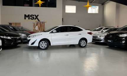 Toyota yaris flex automático