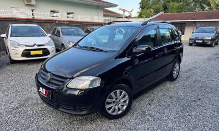 Volkswagen spacefox 1.6/ 1.6 trend total flex 8v 5p  - preta - 2008/2009