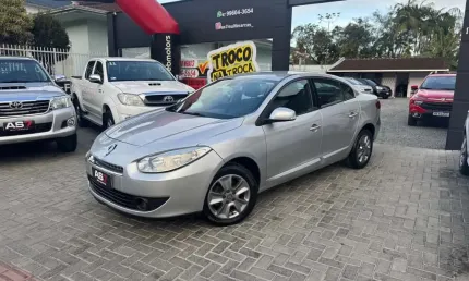 Renault fluence sed. dynamique 2.0 16v flex aut.  - prata - 2011/2012