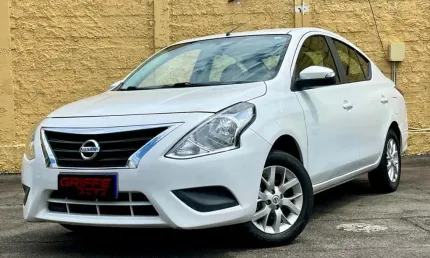 Nissan versa 16sv cvt 2020