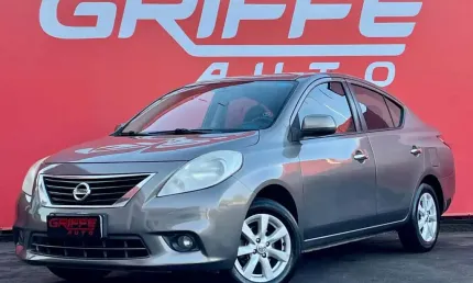 Nissan versa 16sl flex 2013