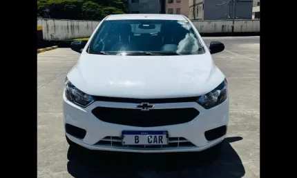 Chevrolet onix joy black 2021