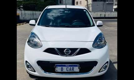 Nissan march 16sv 2019