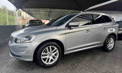 Volvo xc60 2.4 d5 momentum diesel awd 4p automático