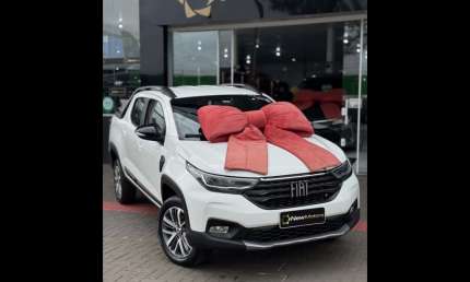 Fiat strada volcano 1.3 flex 8v cd 2025 flex